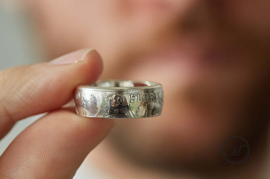 Florin coin ring close up