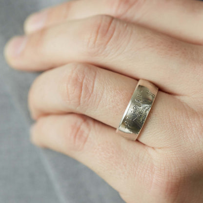 Florin coin ring close up