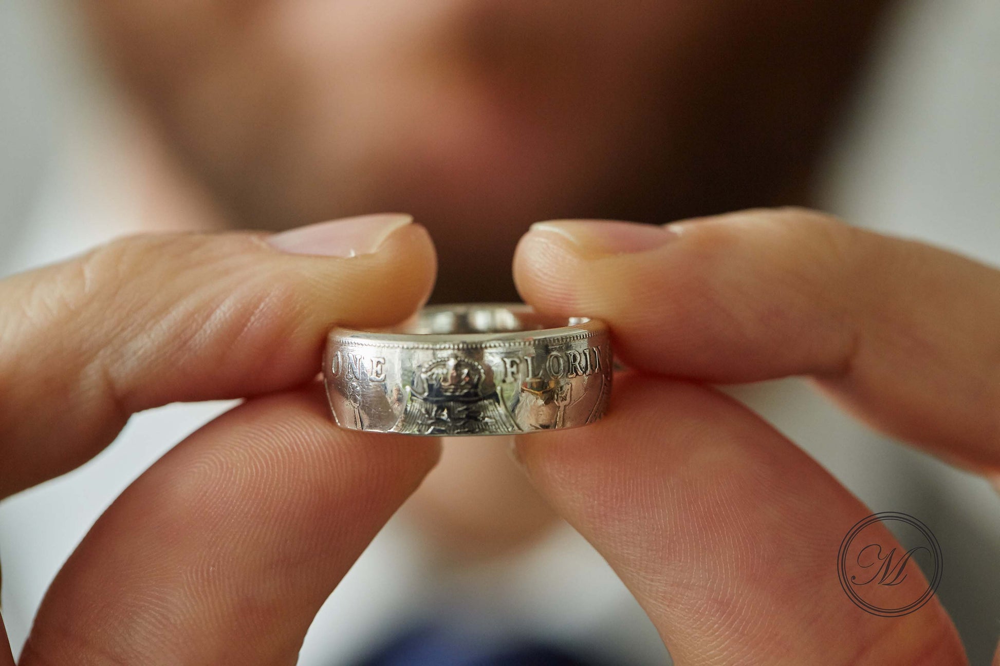 Florin coin ring close up