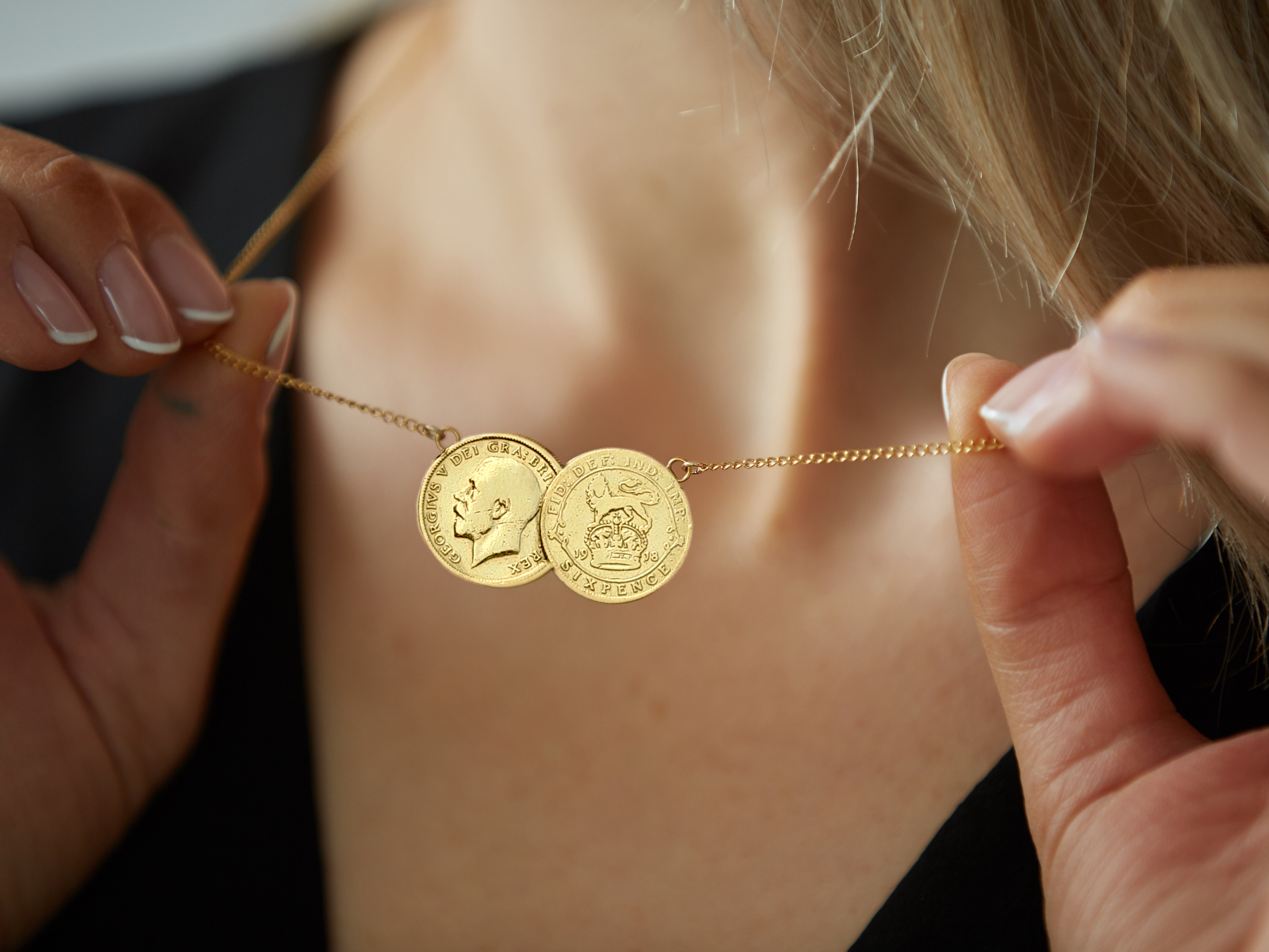 Gold Coin pendant 18kt gold-plated necklace | Tom Wood | MATCHES UK