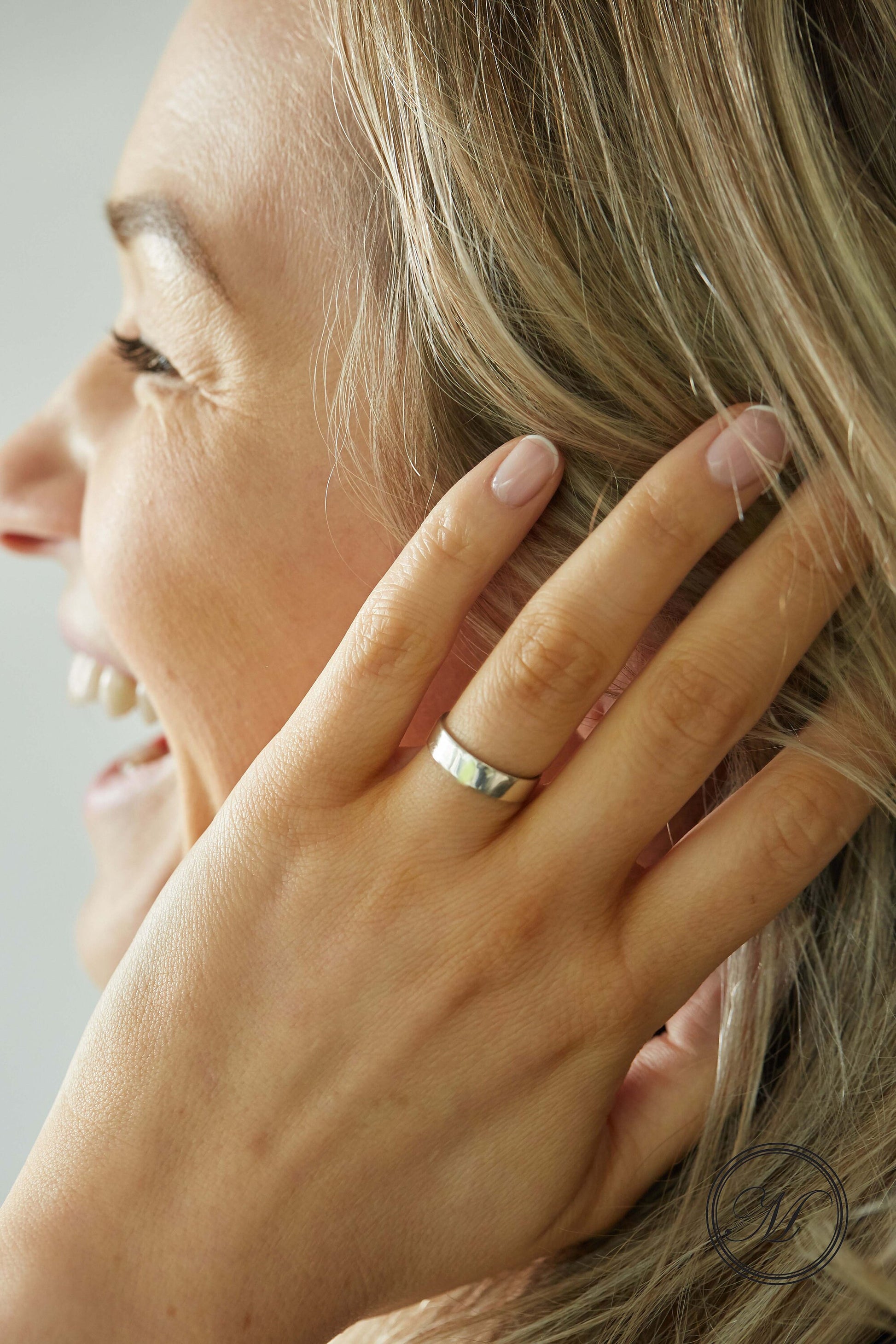 Sterling Silver Coin Ring Wedding Band - a delicate Sixpence coin ring, smooth on the outside and detailed inside. Size: Womans, small