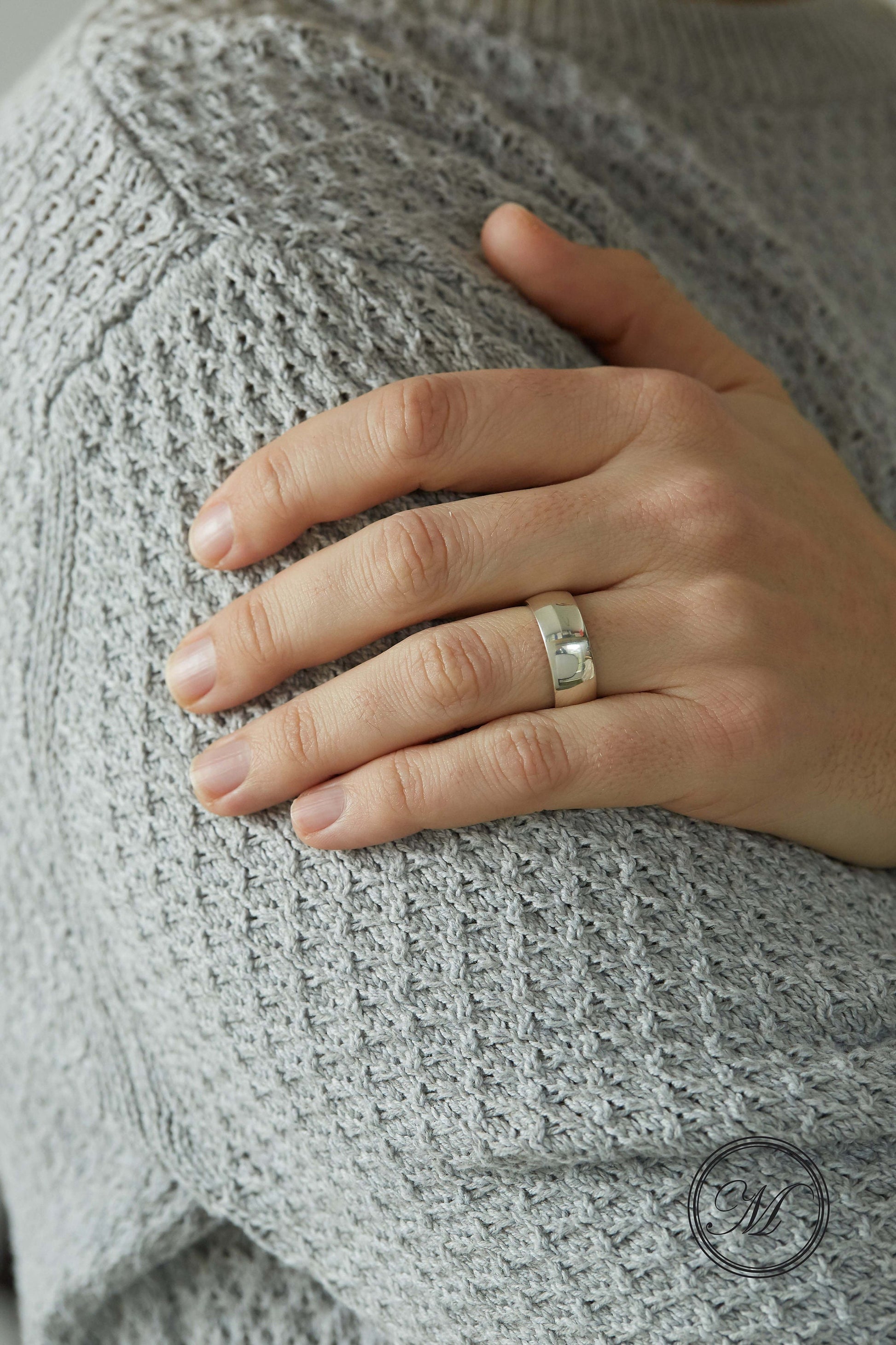 Sterling Silver Coin Ring Wedding Band - a sturdy Florin coin ring, smooth on the outside and detailed inside. Size: Men's, large